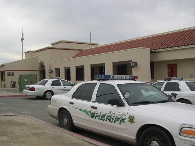 Patrol Vehicle in front of Taft Substation