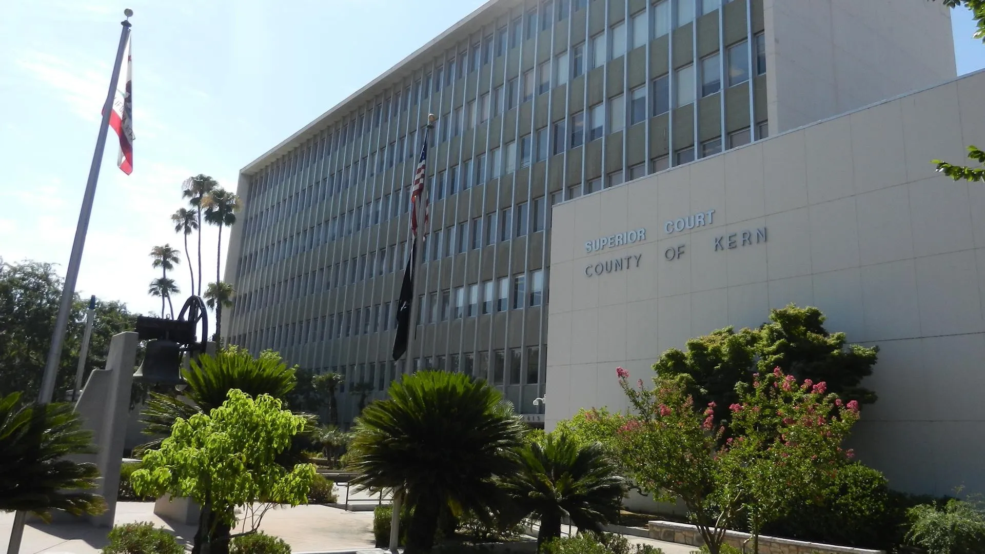 Kcso Metropolitan Court Building